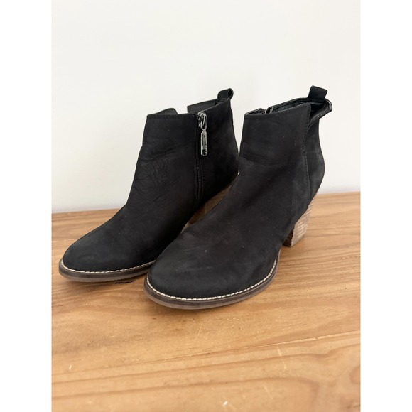 Blondo Shoes - Blondo Black Suede Ankle Boots Block Heel Side Zip Women Size 6